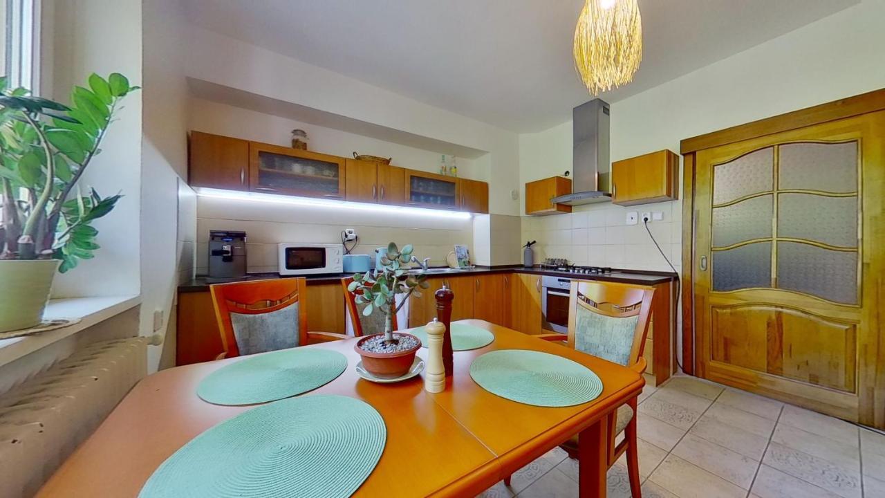 Bed and Breakfast Ron De Mar & La Brisa Pezinok Exterior foto